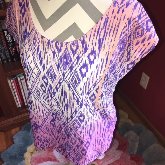 American Eagle Ombre Aztec Blouse Size Medium - Picture 3 of 7